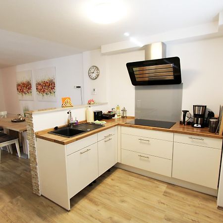 Ferienoase Mit Fernblick Apartment Herzogenrath Luaran gambar