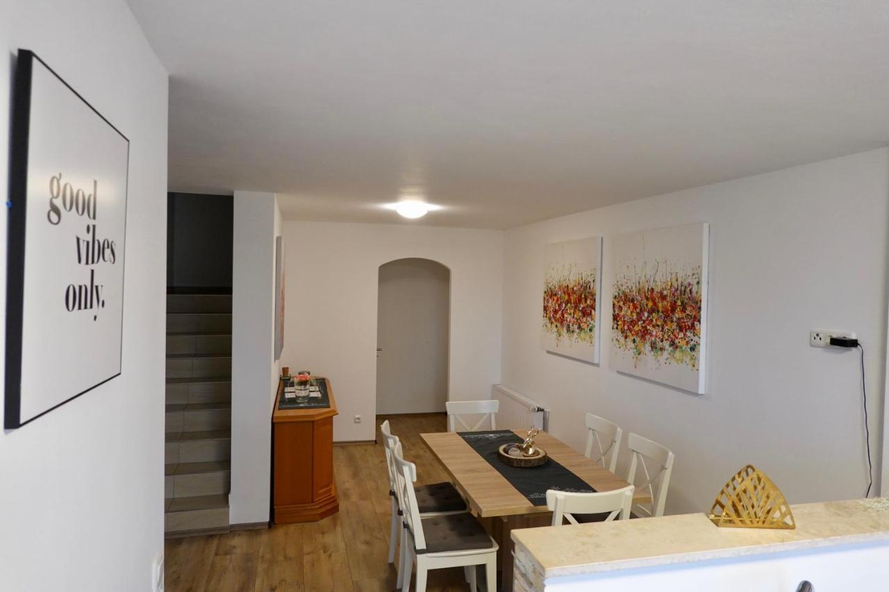 Ferienoase Mit Fernblick Apartment Herzogenrath Luaran gambar